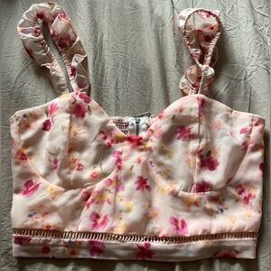 Limited spring collection Kendal + Kylie brand crop top